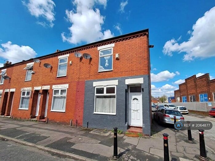 3 Bedroom End Of Terrace House To Rent In Brailsford Road, Manchester, M14