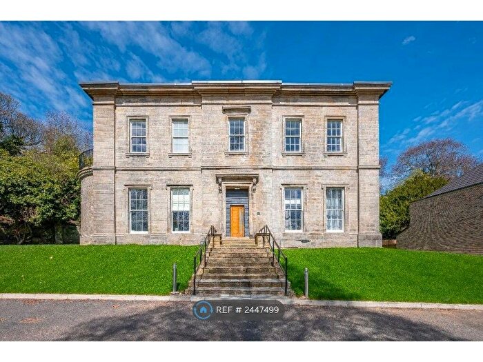 1 Bedroom Flat To Rent In Cliff Oaks, Leeds, LS12