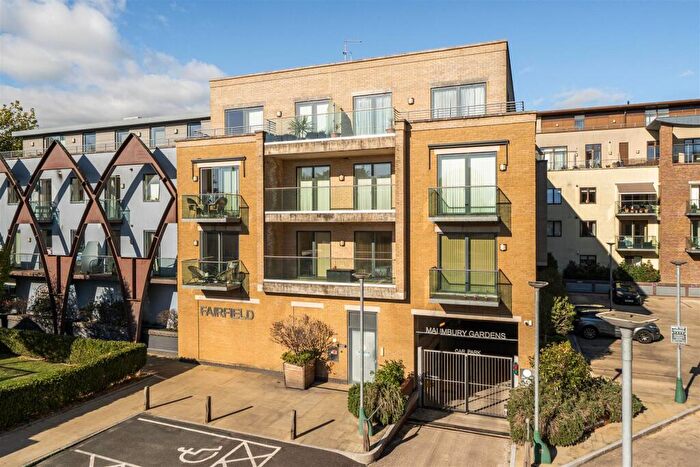 1 Bedroom Apartment For Sale In Dray Horse Yard, Dorchester, DT1
