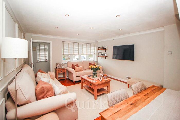 2 Bedroom Semi-Detached House For Sale In Redwing Drive, Billericay, CM11