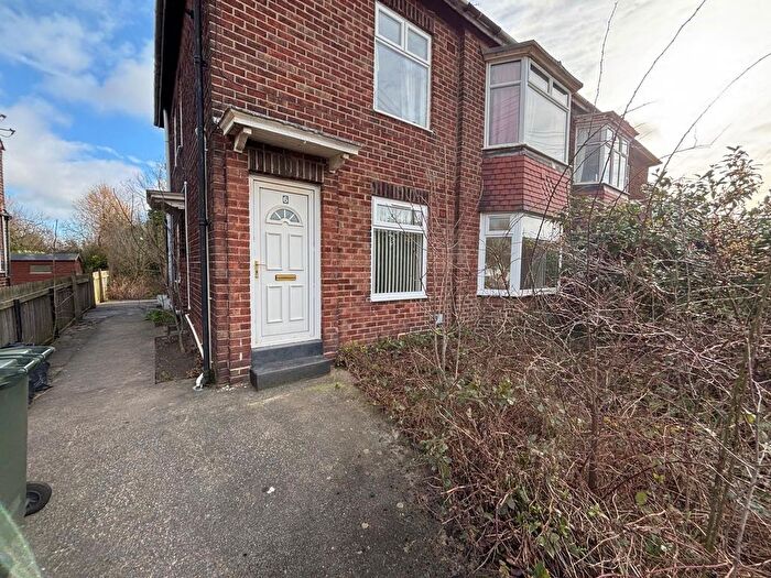 2 Bedroom Flat To Rent In Vicars Lane, High Heaton, Newcastle Upon Tyne, NE7