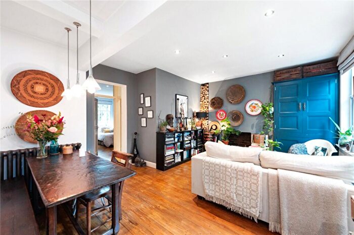 1 Bedroom Apartment To Rent In City Road, London, EC1V