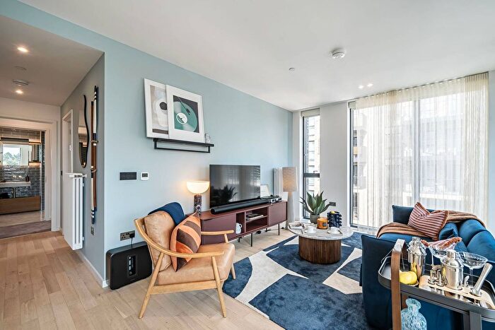 2 Bedroom Flat For Sale In The Brentford Project, Brentford, London, TW8