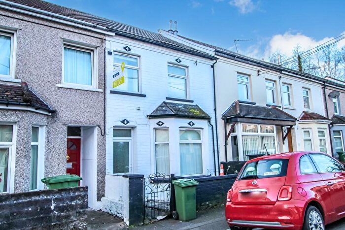 3 Bedroom House To Rent In Oxford Street, Treforest, CF37