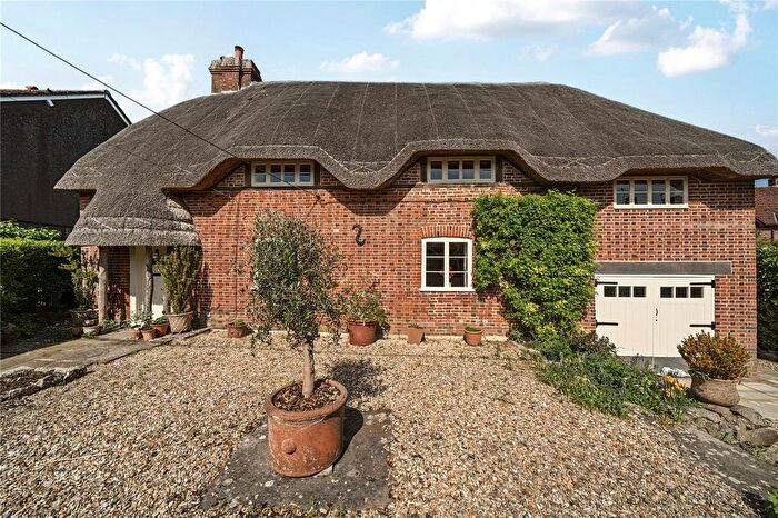 3 Bedroom Country House For Sale In Townsend, All Cannings, Devizes, Wiltshire, SN10
