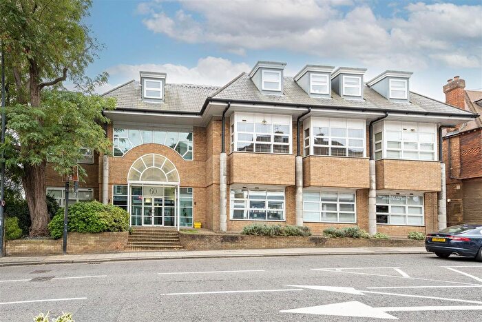 1 Bedroom Flat For Sale In London Road, St. Albans, AL1