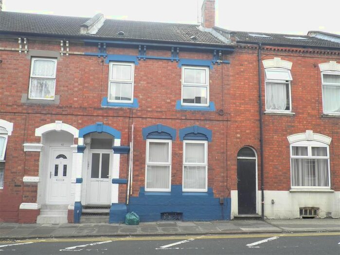 1 Bedroom Flat To Rent In St. Michaels Road, Northampton, NN1
