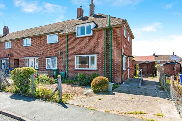 2 Bedroom End Of Terrace House For Sale In Queen Elizabeth Drive, Beccles, Suffolk, NR34