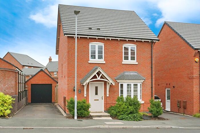 3 Bedroom Detached House For Sale In Harper Lane, Hugglescote, Coalville, Leicestershire, LE67