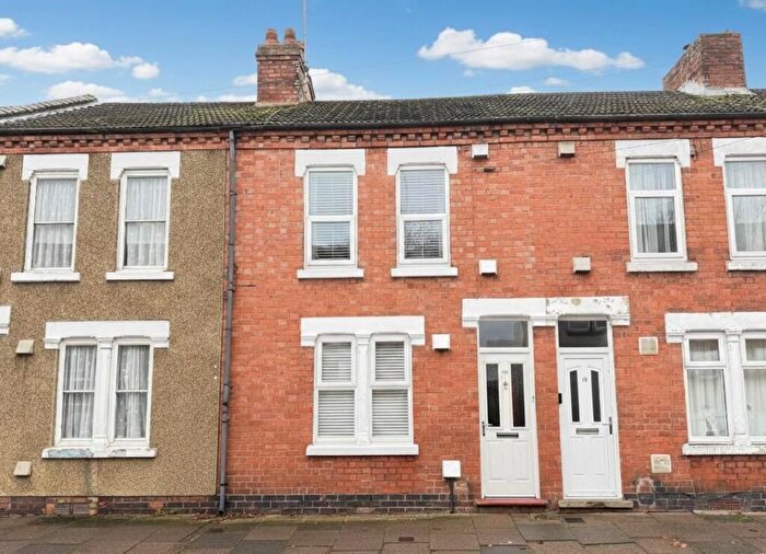 2 Bedroom Terraced House For Sale In Victoria Gardens, Northampton, NN1