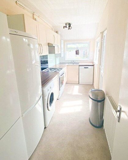 4 Bedroom Terraced House To Rent In Sandling Avenue, Horfield, Bristol, BS7