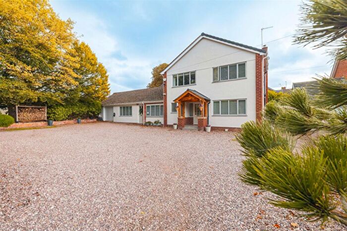 5 Bedroom Detached House For Sale In Hinderton Road, Neston, Cheshire, CH64