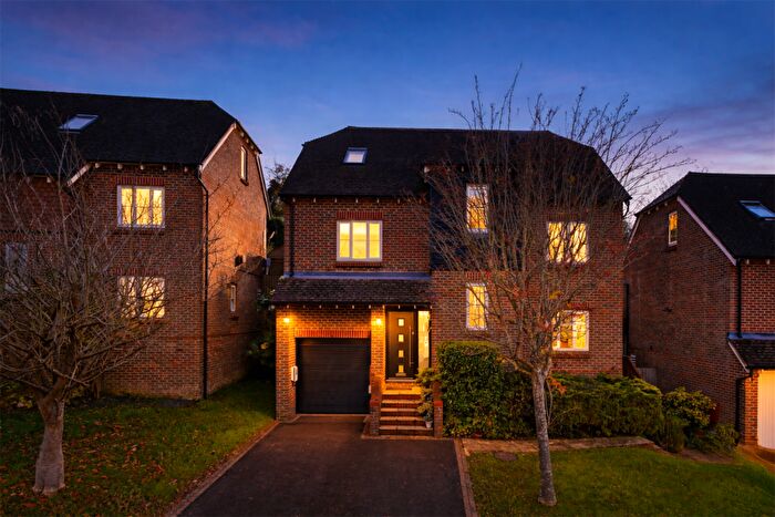4 Bedroom Town House For Sale In Caffyns Rise, Billingshurst, West Sussex, RH14