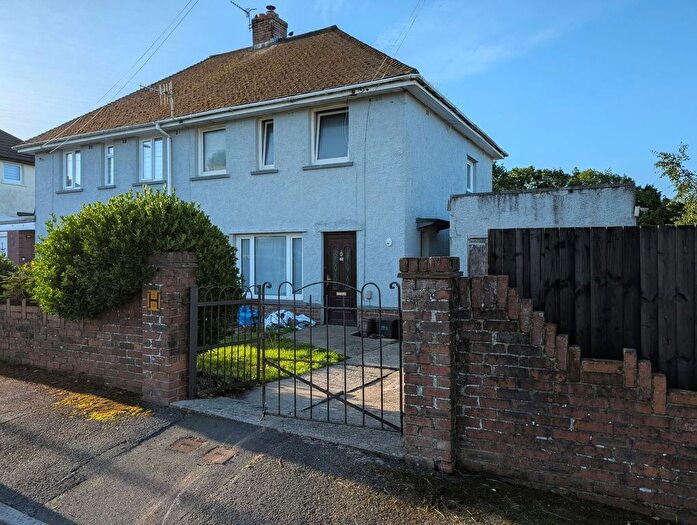 3 Bedroom Semi-detached House For Sale In Heol-Y-Mynydd, Sarn, CF32
