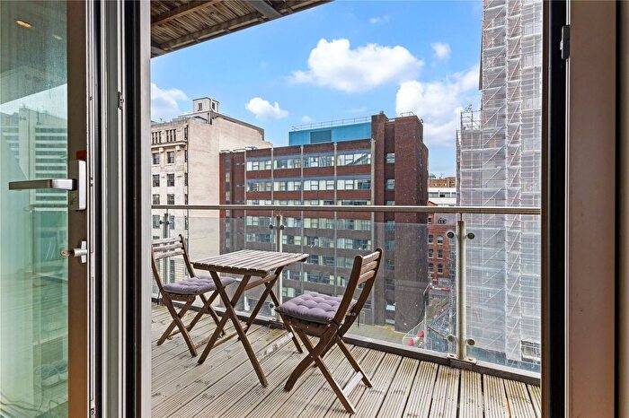 1 Bedroom Flat For Sale In Clowes Street, Salford, Greater Manchester, M3