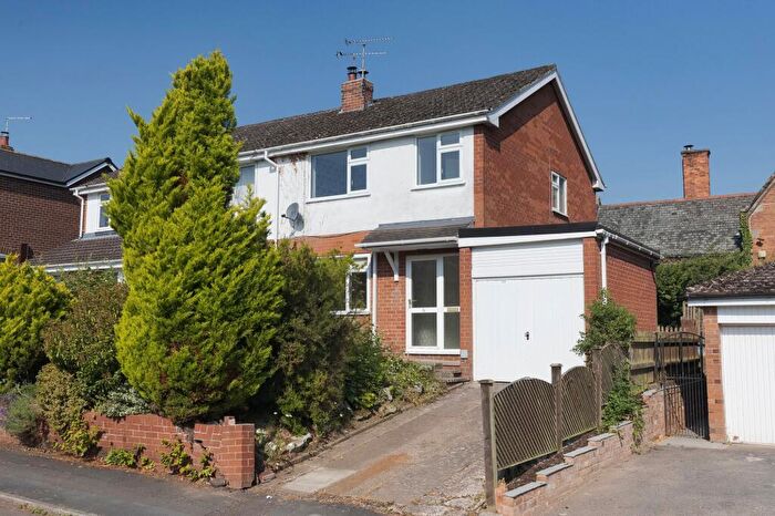 3 Bedroom Semi-Detached House For Sale In The Highlands, Bunbury, CW6