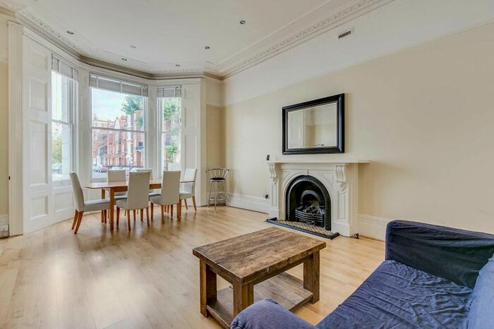 2 Bedroom Flat To Rent In Perham Road, London, W14