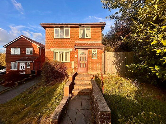 3 Bedroom Detached House For Sale In Marlborough Close, Eastbourne, BN23
