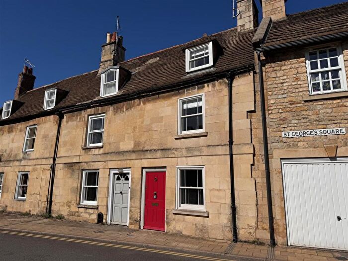 2 Bedroom Terraced House To Rent In St. Georges Square, Stamford, PE9