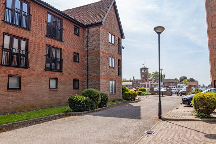 2 Bedroom Flat For Sale In Trinity Quay, Page Stair Lane, King's Lynn, Norfolk, PE30