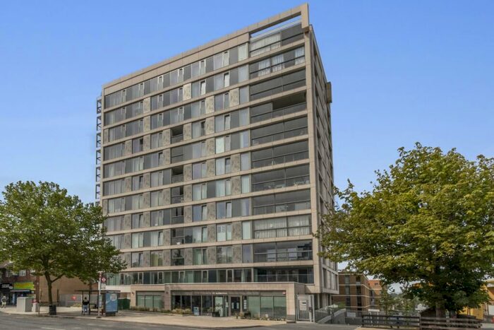 3 Bedroom Apartment To Rent In Acton Walk London, N20