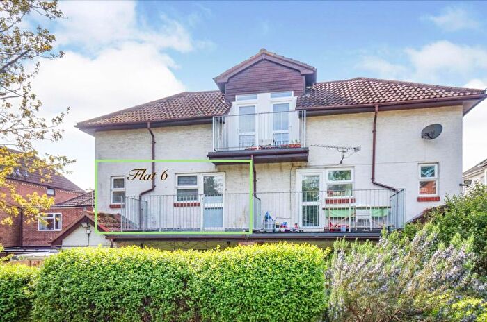 1 Bedroom Flat For Sale In Bullar Road, Southampton, SO18