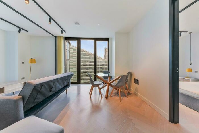 1 Bedroom Apartment To Rent In One Crown Place, Sun Street, London, EC2A