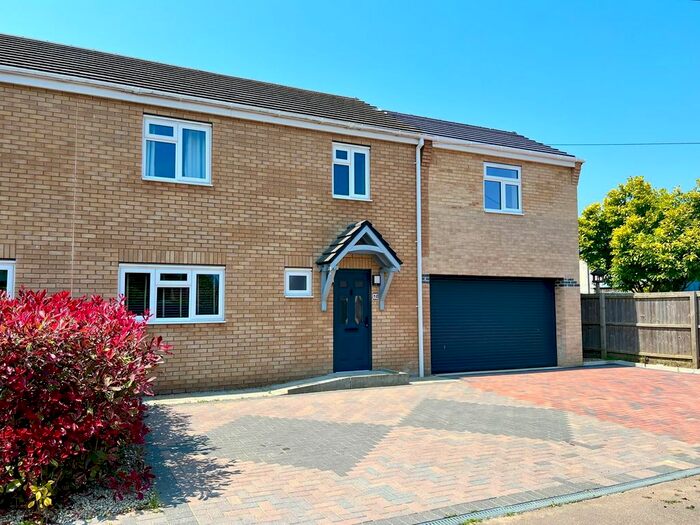 3 Bedroom Semi-Detached House To Rent In The Brambles, Easton On The Hill, Stamford, PE9
