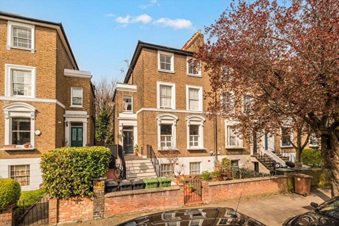 1 Bedroom Flat For Sale In Manor Avenue, Brockley, SE4