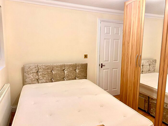 1 Bedroom Bungalow To Rent In Winchester Road, Fair Oak, Eastleigh, SO50