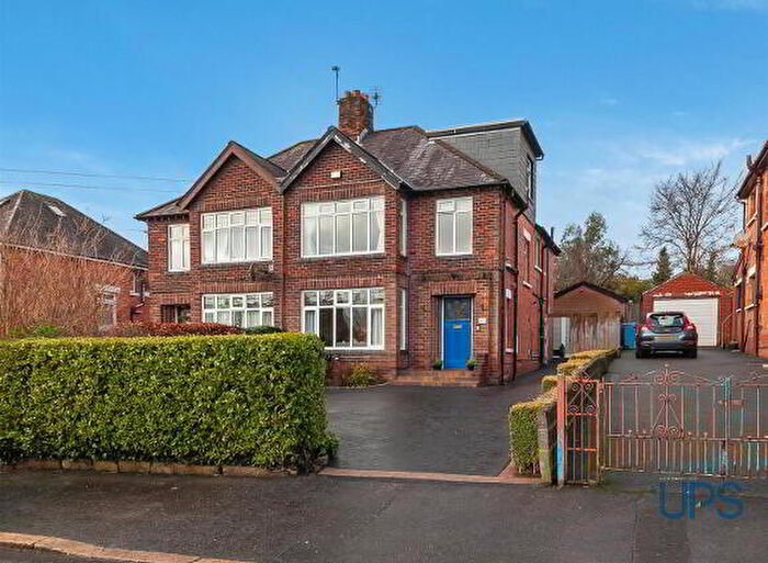 4 Bedroom Semi-Detached House For Sale In Lansdowne Road, Belfast, BT15