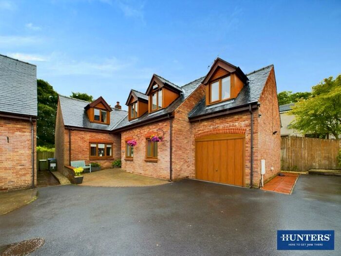 4 Bedroom Detached House For Sale In Salterwath Close, Oughterside, CA7