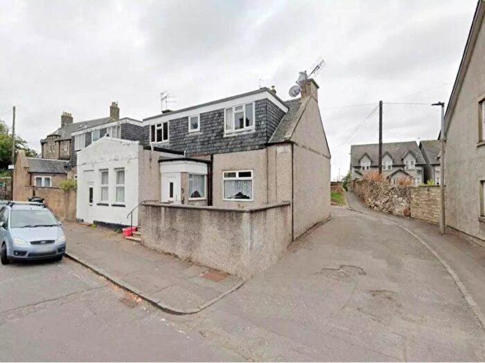 5 Bedroom House To Rent In Hawthorn Place, Gilmerton, Edinburgh, EH17