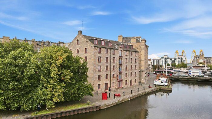 1 Bedroom Flat For Sale In / Commercial Wharf, The Cooperage, The Shore, Edinburgh, EH6