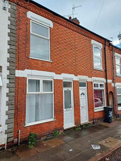 3 Bedroom Terraced House To Rent In Western Road, Leicester, Leicestershire, LE3