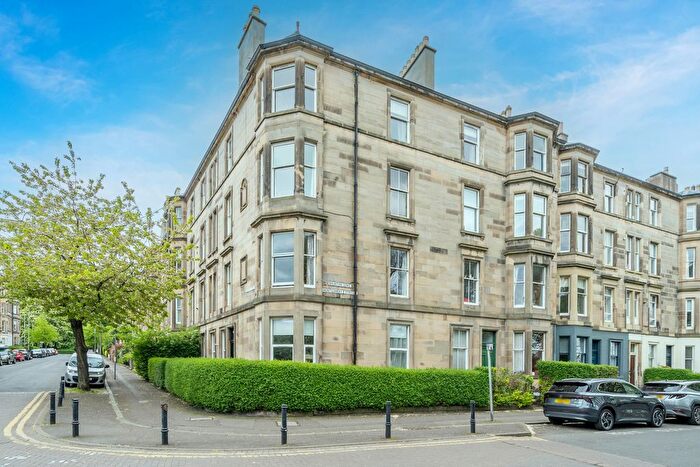 2 Bedroom Flat For Sale In / Brunton Terrace, Edinburgh, EH7