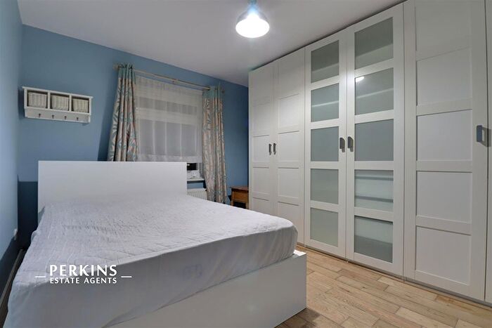 2 Bedroom Flat To Rent In Ashbourne Avenue, Harrow-On-The-Hill, Harrow, HA2