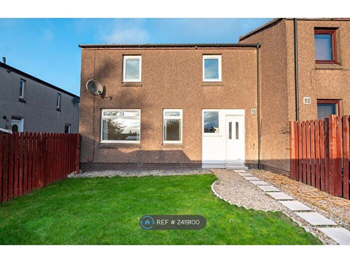 2 Bedroom End Of Terrace House To Rent In Ben Nevis Way, Cumbernauld, G68