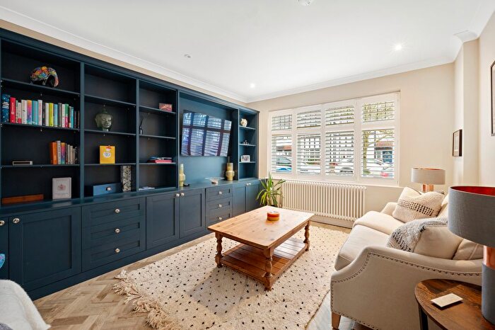 4 Bedroom Terraced House To Rent In The Quadrant, London, SW20