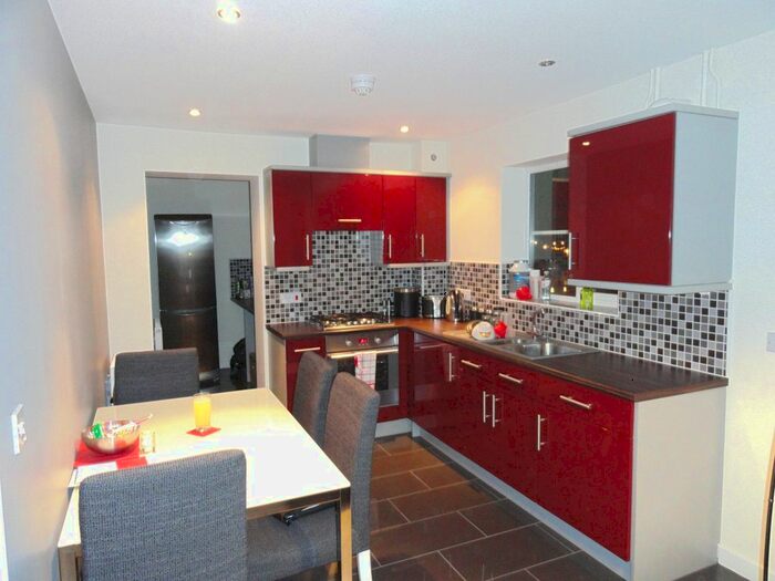 2 Bedroom Flat To Rent In Kestrel Lane, Hamilton, LE5
