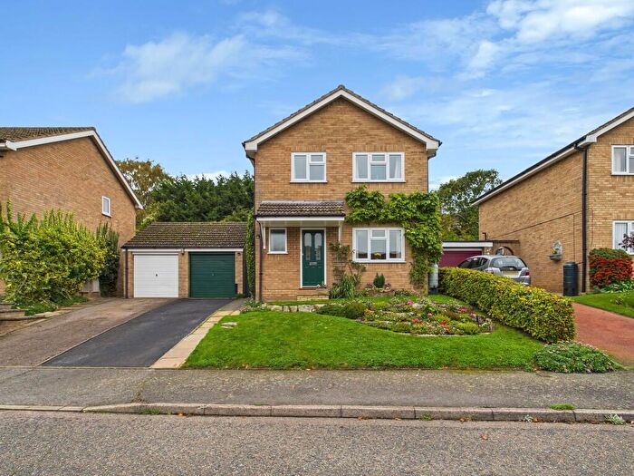 3 Bedroom Detached House For Sale In Mountbatten Road, Bungay, NR35