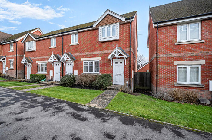 1 Bedroom Maisonette For Sale In Carina Drive, Wokingham, Berkshire, RG40