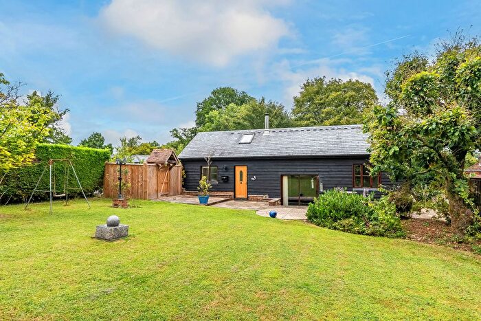 4 Bedroom Detached House For Sale In Moat Lane, Edenbridge, TN8