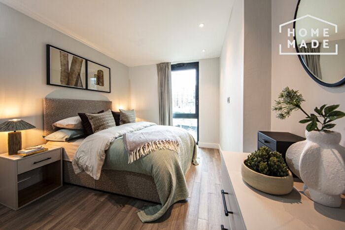 2 Bedroom Flat To Rent In Alameda, HA9