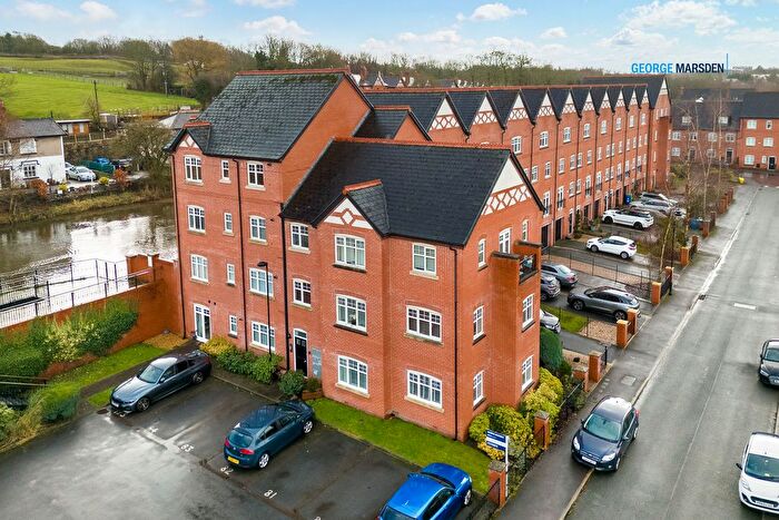 2 Bedroom Flat For Sale In Gardinar Close, Wigan, WN1