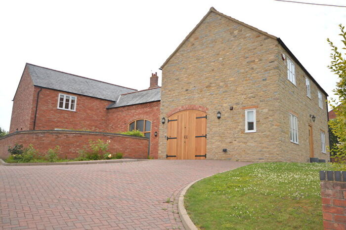 5 Bedroom Detached House To Rent In Pegs Lane, Denford, NN14