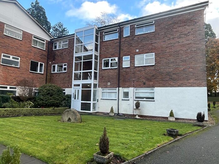 2 Bedroom Apartment To Rent In Pedmore - Pine Court, Redlake Road, DY9