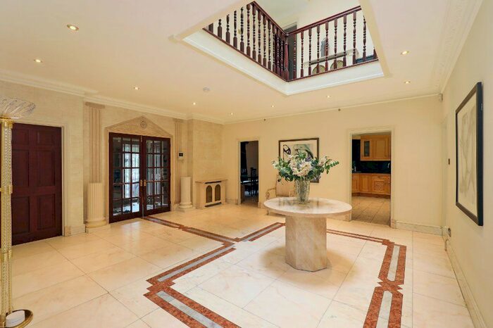 7 Bedroom Detached House To Rent In Bathgate Road, London, SW19