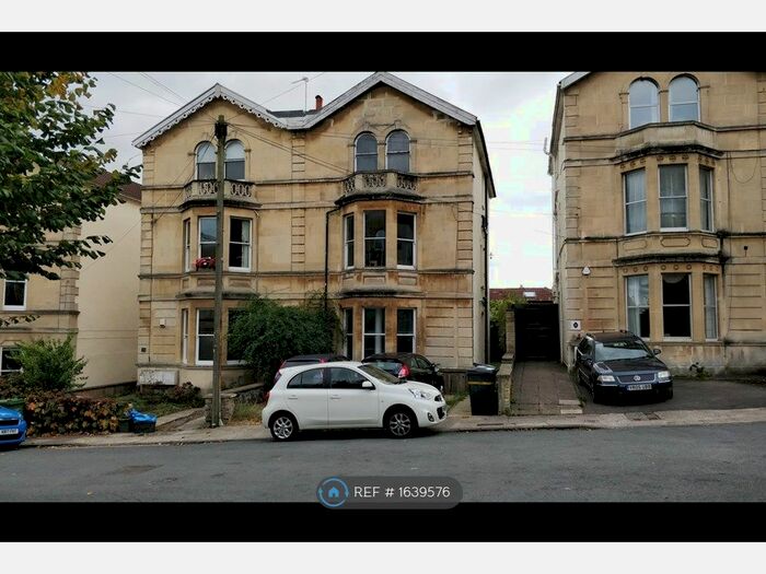 9 Bedroom Semi-Detached House To Rent In West Shrubery, Bristol, BS6