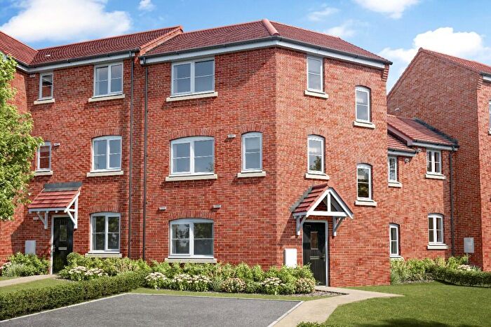 3 Bedroom Town House For Sale In Shobnall Road, Burton-On-Trent, DE14